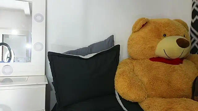 Dj scarlettmorreti online show from 02/12/25, 01:09