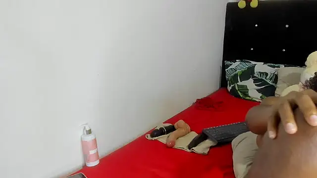 Snapshot of LariissaWilson chatting on 03/05/25, 11:38 LariissaWilson online show from 03/05/25, 11:38