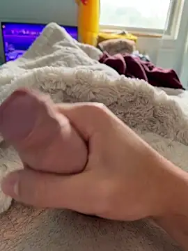 magrossebite25cm online show from 09/23/25, 03:15