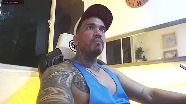 Angel sex latin online show from 03/06/25, 03:57