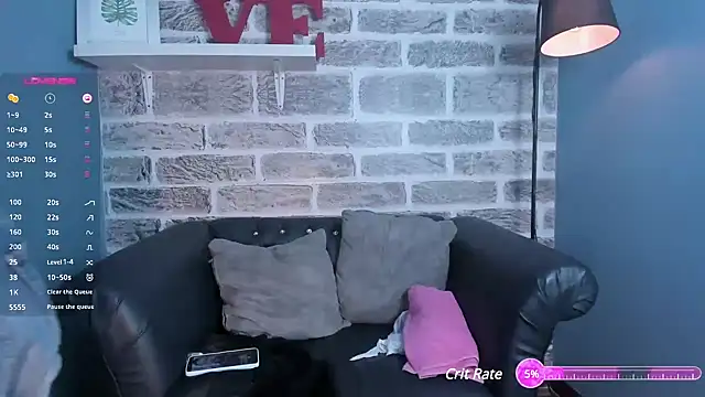 Snapshot of Tamaraakins chatting on 03/20/25, 01:26 Tamaraakins online show from 03/20/25, 01:26
