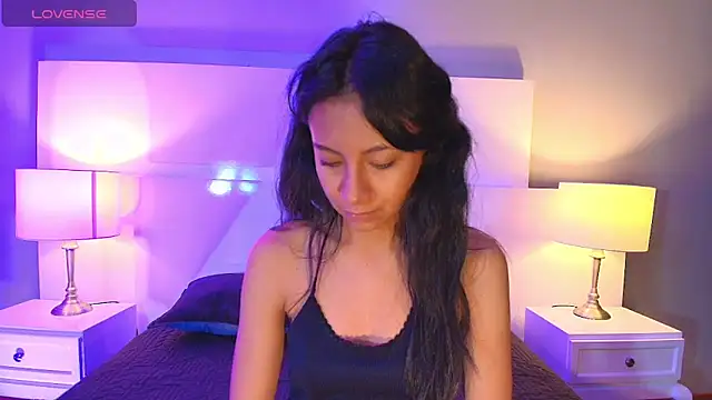 Snapshot of Tamaraakins chatting on 09/22/25, 12:18 Tamaraakins online show from 09/22/25, 12:18
