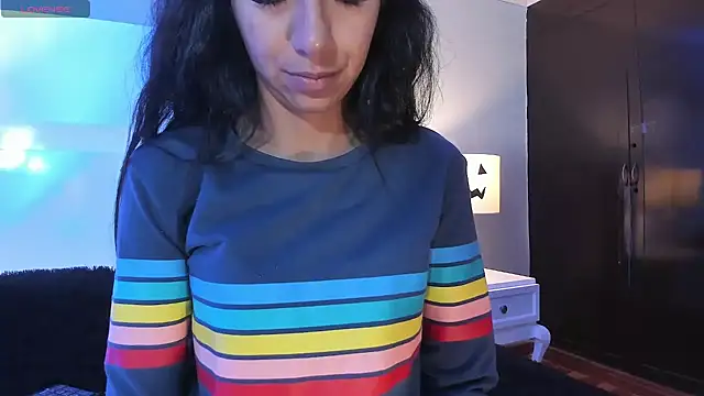 Snapshot of Tamaraakins chatting on 10/30/25, 01:34 Tamaraakins online show from 10/30/25, 01:34