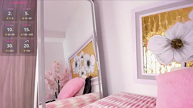 aaryy  online show from 10/28/25, 12:30