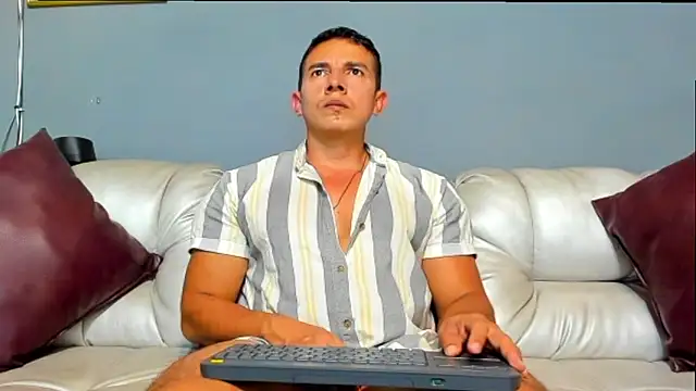 derekk frostt online show from 06/22/26, 11:46