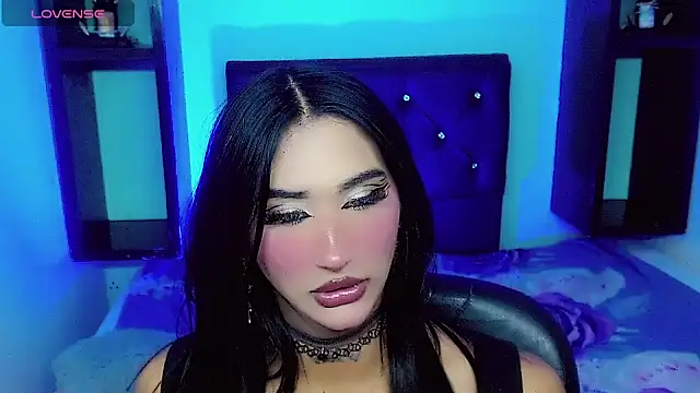 Snapshot of kinverly_sexyx chatting on 05/19/26, 02:18 kinverly sexyx online show from 05/19/26, 02:18
