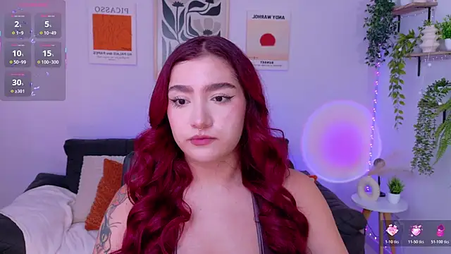 ViolettCastel online show from 06/11/26, 07:23