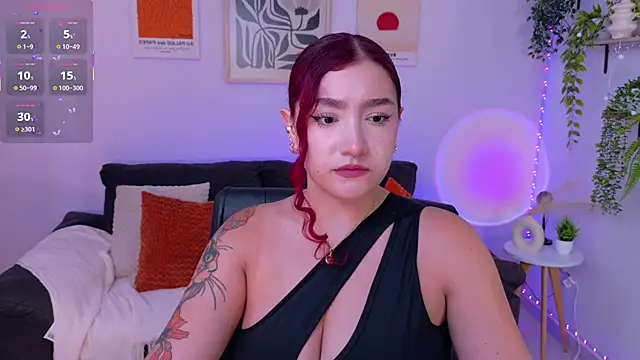ViolettCastel online show from 06/12/26, 07:57