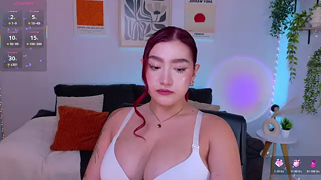 ViolettCastel online show from 06/21/26, 11:07