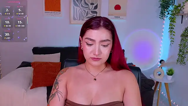 ViolettCastel online show from 06/24/26, 12:20