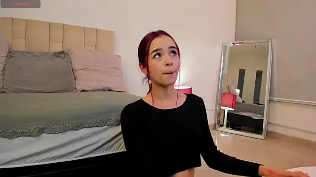 Roxxy mora online show from 03/14/25, 09:43