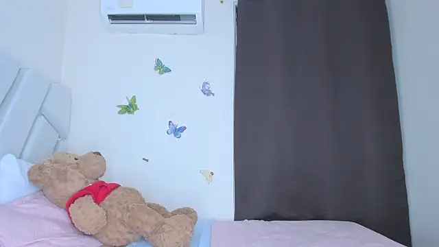 sofiacastillo01 online show from 02/27/26, 01:44