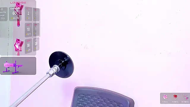 lola clit online show from 11/09/25, 12:03