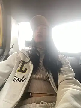 Snapshot of peiton_steele7 chatting on 04/11/26, 03:49 peiton steele7 online show from 04/11/26, 03:49