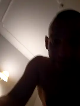 Snapshot of Bartzrl chatting on 10/10/25, 05:45 Bartzrl online show from 10/10/25, 05:45