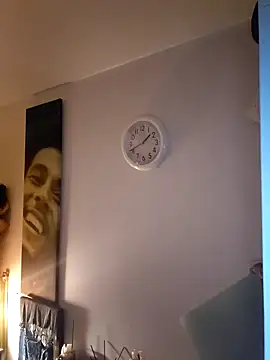 Snapshot of Bartzrl chatting on 11/09/25, 11:47 Bartzrl online show from 11/09/25, 11:47