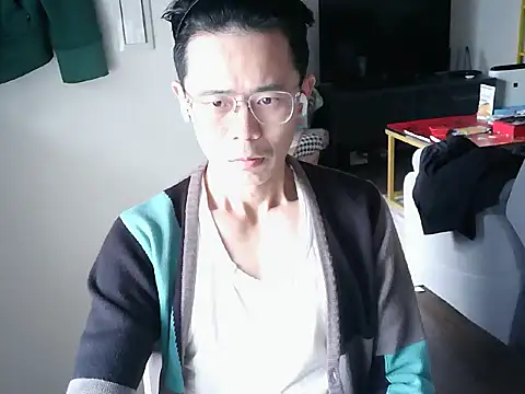 Snapshot of ker1ker chatting on 02/08/25, 02:04 ker1ker online show from 02/08/25, 02:04