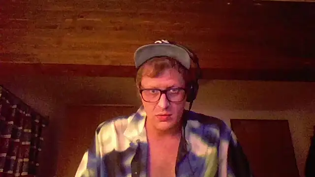 Bigthroaterboy online show from 12/25/24, 06:41