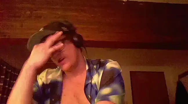 Bigthroaterboy online show from 01/04/25, 10:24