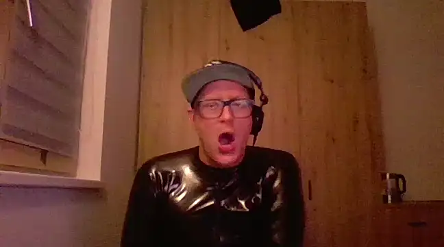 Bigthroaterboy online show from 02/16/25, 12:52