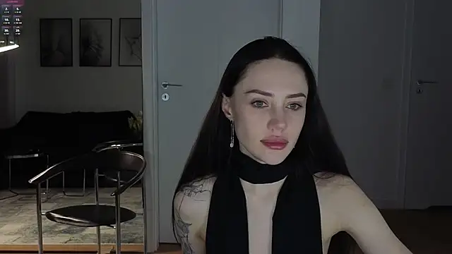 Snapshot of Sara_Tranquil chatting on 10/30/25, 09:15 Sara Tranquil online show from 10/30/25, 09:15