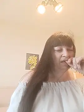 Women-pleasures online show from 06/24/26, 08:35