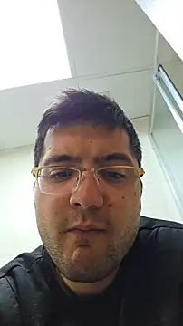 Snapshot of istebenboylebiradamim chatting on 01/05/26, 10:46 istebenboylebiradamim online show from 01/05/26, 10:46