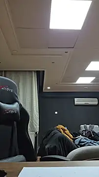 Snapshot of istebenboylebiradamim chatting on 01/10/26, 07:48 istebenboylebiradamim online show from 01/10/26, 07:48