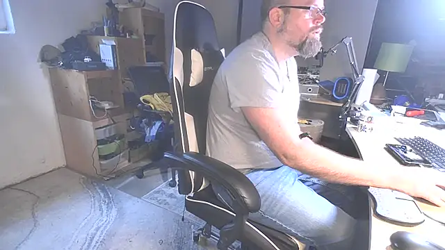MagnusCockus online show from 04/30/26, 12:33