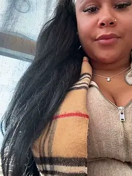 HaileyDiana online show from 02/17/25, 11:55