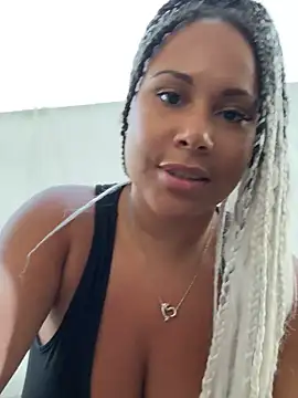 HaileyDiana online show from 09/16/25, 03:57