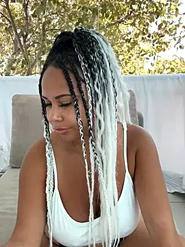 HaileyDiana online show from 09/23/25, 11:46