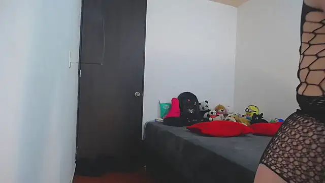 lili peach online show from 05/12/26, 10:29