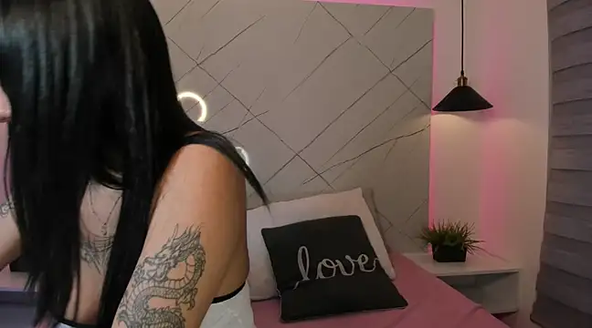 ANTONELLA  ROUSE  online show from 02/17/25, 04:20