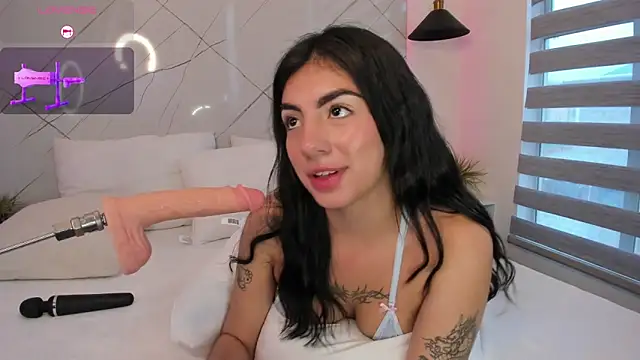 ANTONELLA  ROUSE  online show from 03/01/25, 09:04