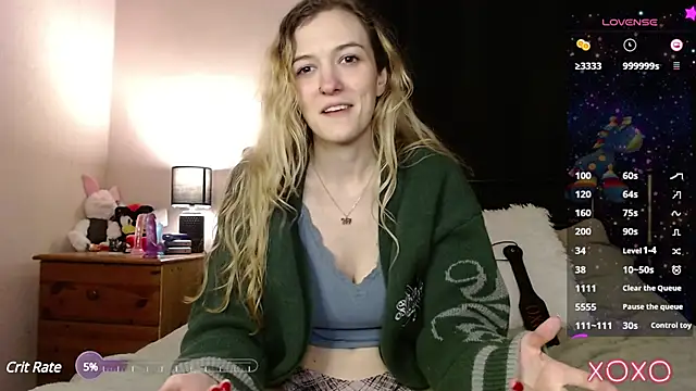 Snapshot of EllieeRose chatting on 03/21/25, 12:51 EllieeRose online show from 03/21/25, 12:51
