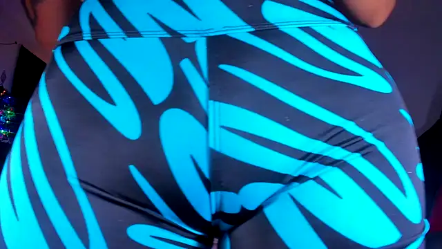 kerlysmith 24 online show from 12/15/24, 07:31