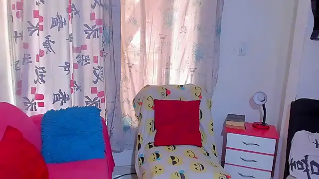 kerlysmith 24 online show from 06/19/26, 03:27