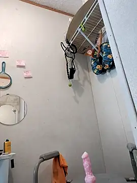 Snapshot of vvictoria_xxx chatting on 12/23/25, 06:55 vvictoria xxx online show from 12/23/25, 06:55