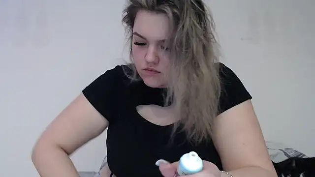 Snapshot of AnitaWillias chatting on 03/07/25, 12:15 AnitaWillias online show from 03/07/25, 12:15