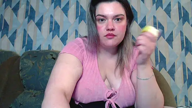 Snapshot of AnitaWillias chatting on 09/30/25, 02:11 AnitaWillias online show from 09/30/25, 02:11