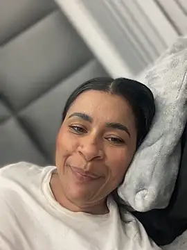 ANA CARTER online show from 12/03/25, 12:51