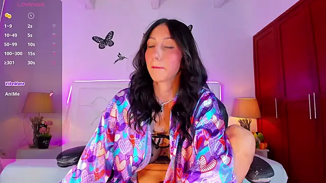 Snapshot of LyaEvanss chatting on 01/07/25, 01:35 LyaEvanss online show from 01/07/25, 01:35