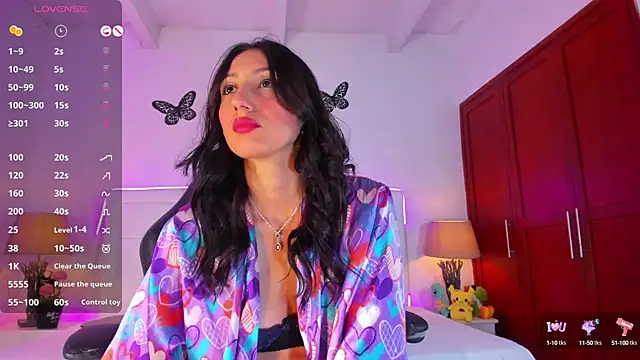 Snapshot of LyaEvanss chatting on 01/08/25, 02:03 LyaEvanss online show from 01/08/25, 02:03