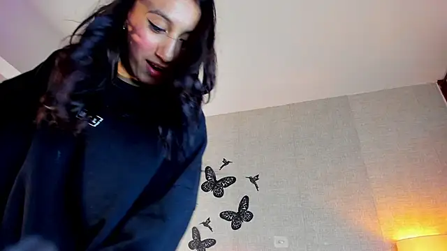 Snapshot of LyaEvanss chatting on 02/13/25, 08:17 LyaEvanss online show from 02/13/25, 08:17