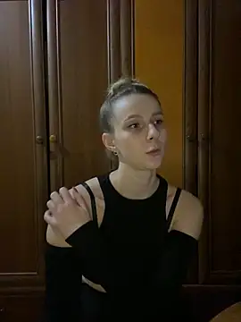 Snapshot of Ameli_Li chatting on 12/01/24, 09:59 Ameli Li online show from 12/01/24, 09:59