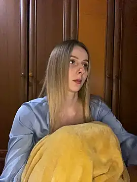 Snapshot of Ameli_Li chatting on 03/19/25, 11:36 Ameli Li online show from 03/19/25, 11:36