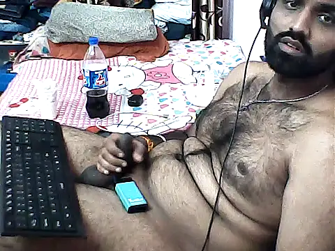 Snapshot of sanik_2428 chatting on 12/02/25, 07:09 sanik 2428 online show from 12/02/25, 07:09