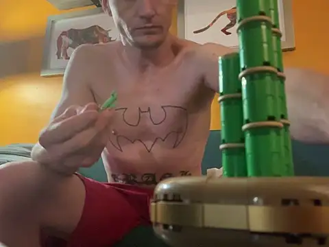 Snapshot of trash4cash chatting on 01/07/26, 06:10 trash4cash online show from 01/07/26, 06:10