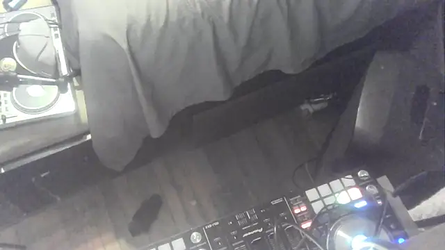trash4cash online show from 04/27/26, 03:04
